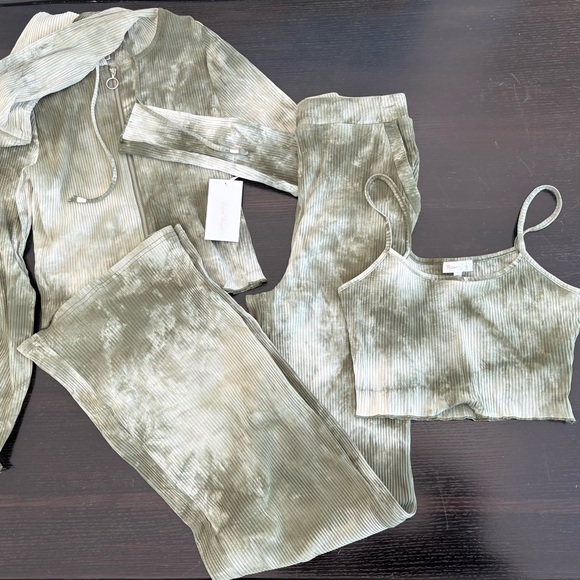 Rosevelvet Olive and White Tie-Dye 3 Piece Set NWT S, M, L - Picture 3 of 3